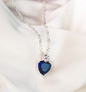 Heart of the Ocean Necklace